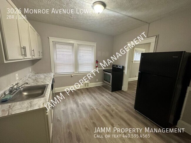 Building Photo - Ohio City: 2-Bedroom 1-Bathroom LOWER UNIT