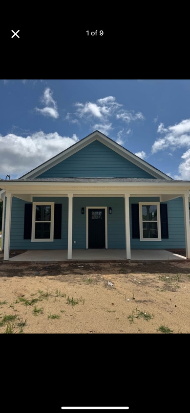 Primary Photo - 260 N 3rd St