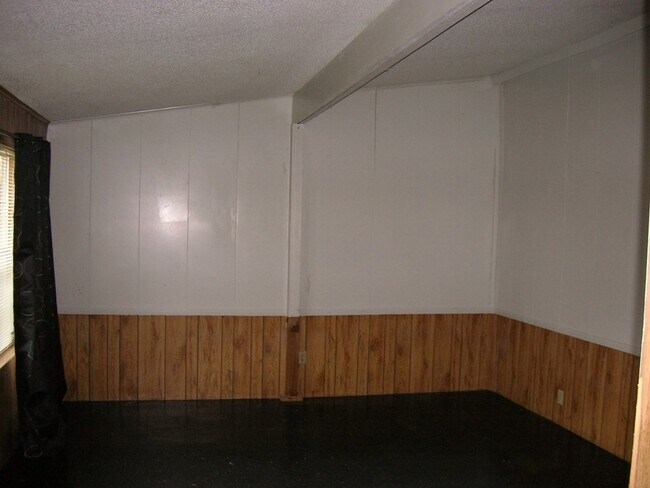 Foto del edificio - 207 E Elm St