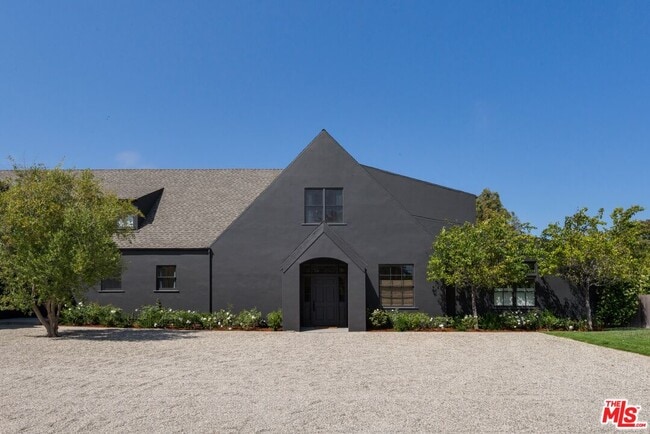 Building Photo - 28929 BISON Ct