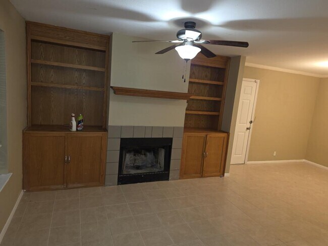 Foto del edificio - 502 Dewberry Dr
