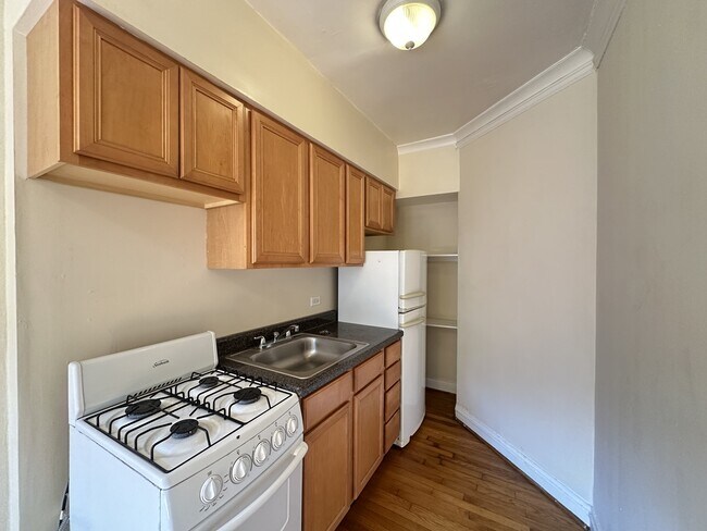 Foto del edificio - 4646 N Paulina St