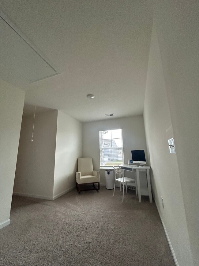 Building Photo - 9563 River Cane Rd