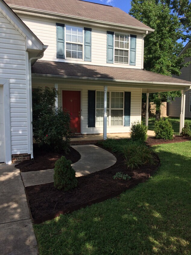 Primary Photo - 3012 Queensdale Dr