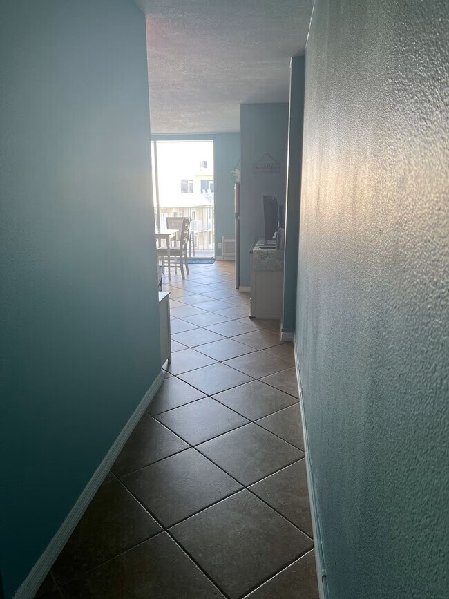Foto del edificio - 1233 S Atlantic Ave