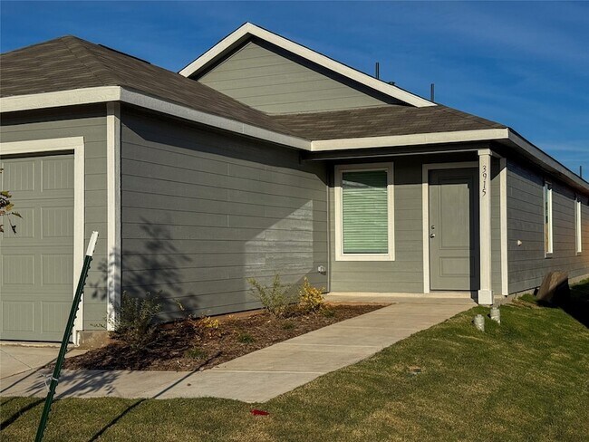 Foto del edificio - 3915 Selawik St