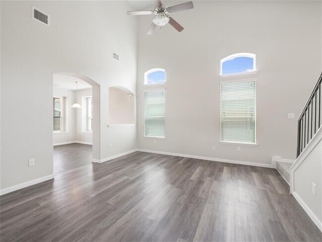 Building Photo - 12112 Timber Arch Ln