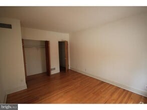Building Photo - 721 Spruce St