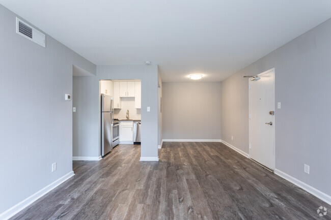 1BR, 1BA - 690 SF - The Oliver in Alexandria