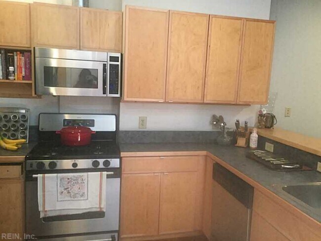Foto del edificio - Gorgeous Loft At The Center Of It All Downtown!