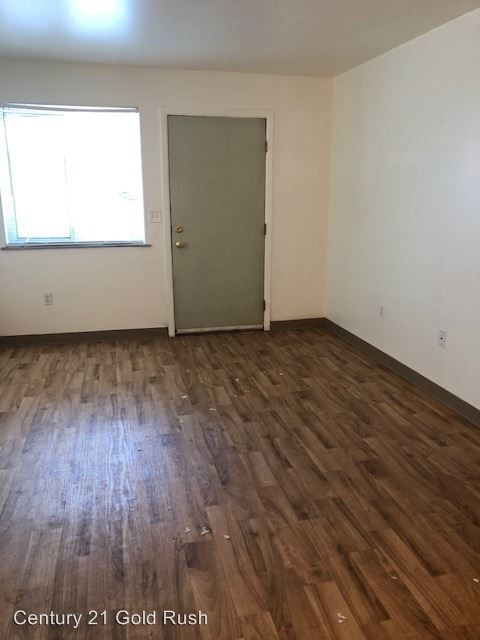 Foto del edificio - 604 2nd St