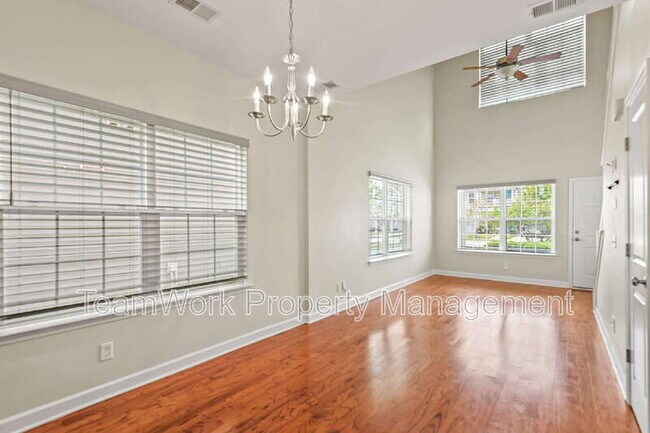 Foto del edificio - 143 Kirkland St