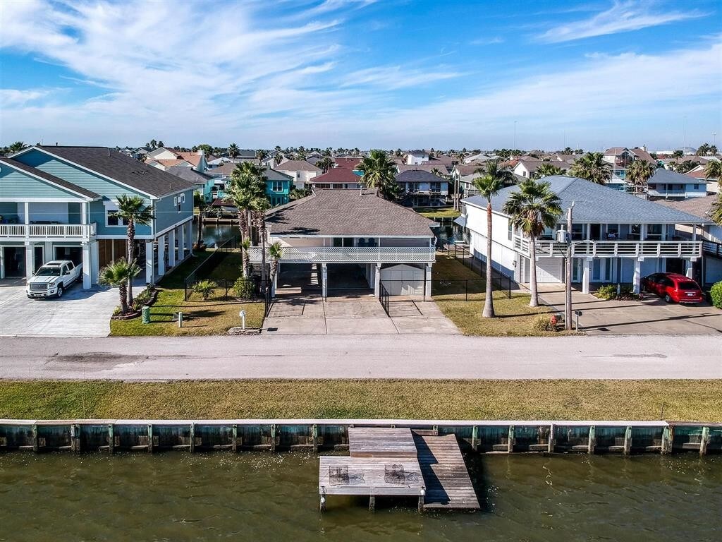 1286 Blue Heron Dr, Hitchcock, TX 77563 House Rental in Hitchcock, TX