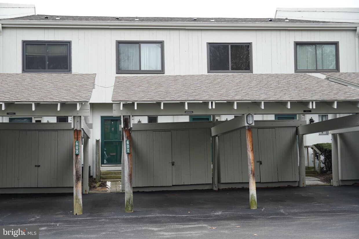 607 Summit House, West Chester, PA 19382 House Rental in West Chester