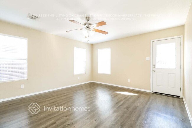 Foto del edificio - 4525 Waterford Dr