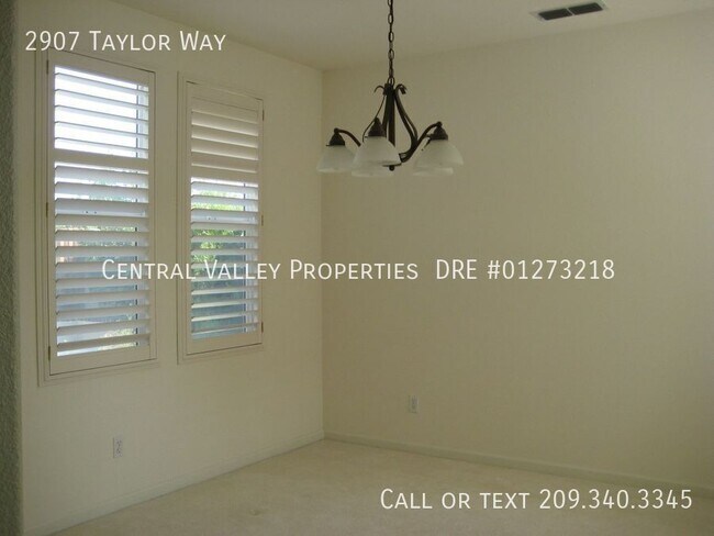 Foto del edificio - 2907 Taylor Way