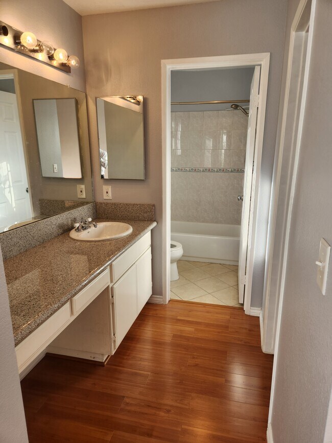 Foto del edificio - 21415 S Vermont Ave