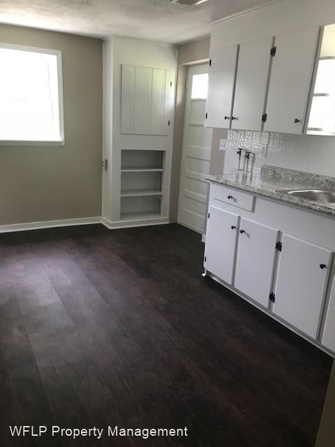 Building Photo - 2 br, 1 bath House - 2025 Lakeside Dr