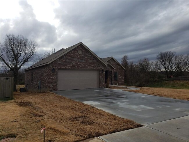 Photo - Spacious 4-Bedroom Home with Modern Upgrades & Fenced Yard