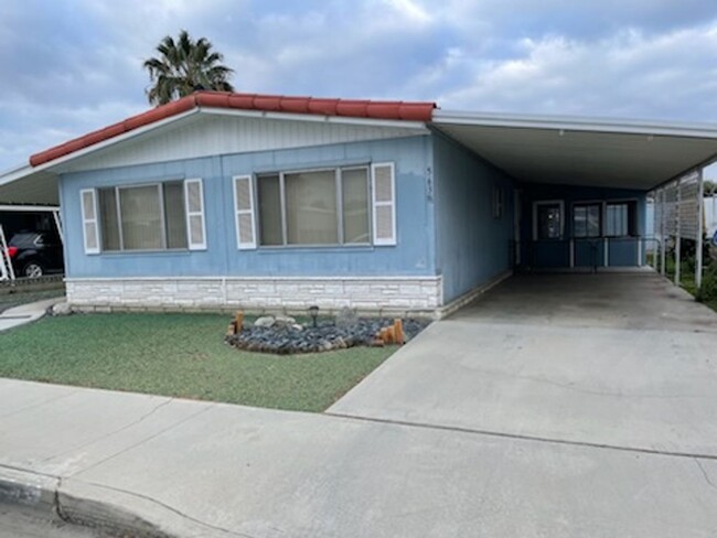 Foto del edificio - 2 Bedroom 2 Bath Remodeled Mobile Home 55+...