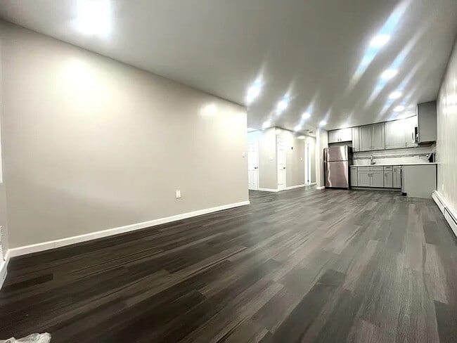 Foto del edificio - 825 Ashford St