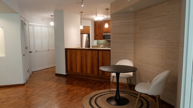 Foto del edificio - 1525 Wilder Ave