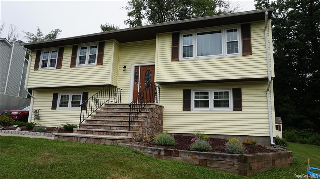 Primary Photo - 2 Kasch Ct