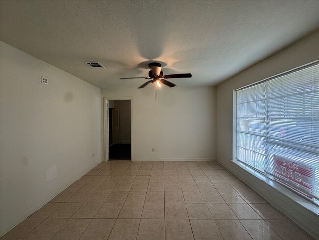 Building Photo - 1443 Willow Rock Rd