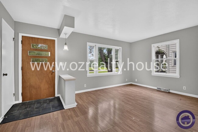 Building Photo - 1703 Heatherdowns Blvd