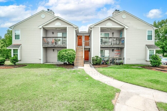 Building Photo - 1713 Rock Bridge Mews