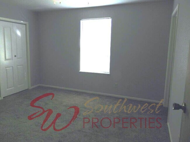 Foto del edificio - Charming 2 Bed / 2 Bath Home in Quiet Neighborhood + Bonus Room & Fenced Yard!