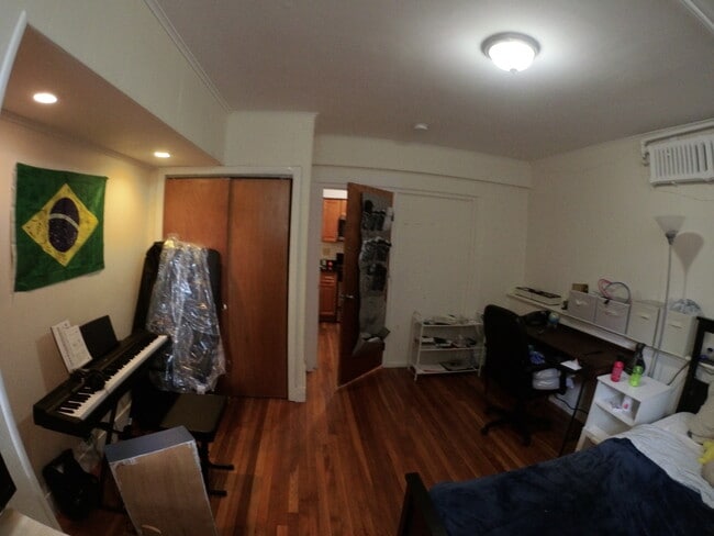 Foto del edificio - 241 Freeman St