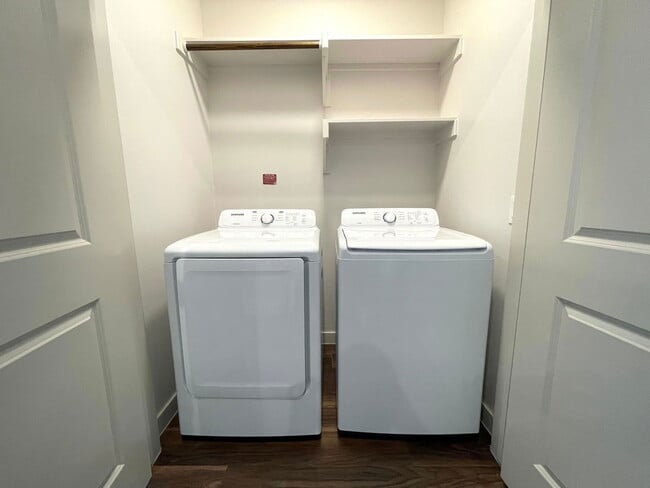 Building Photo - 15117 Fishtrap Rd