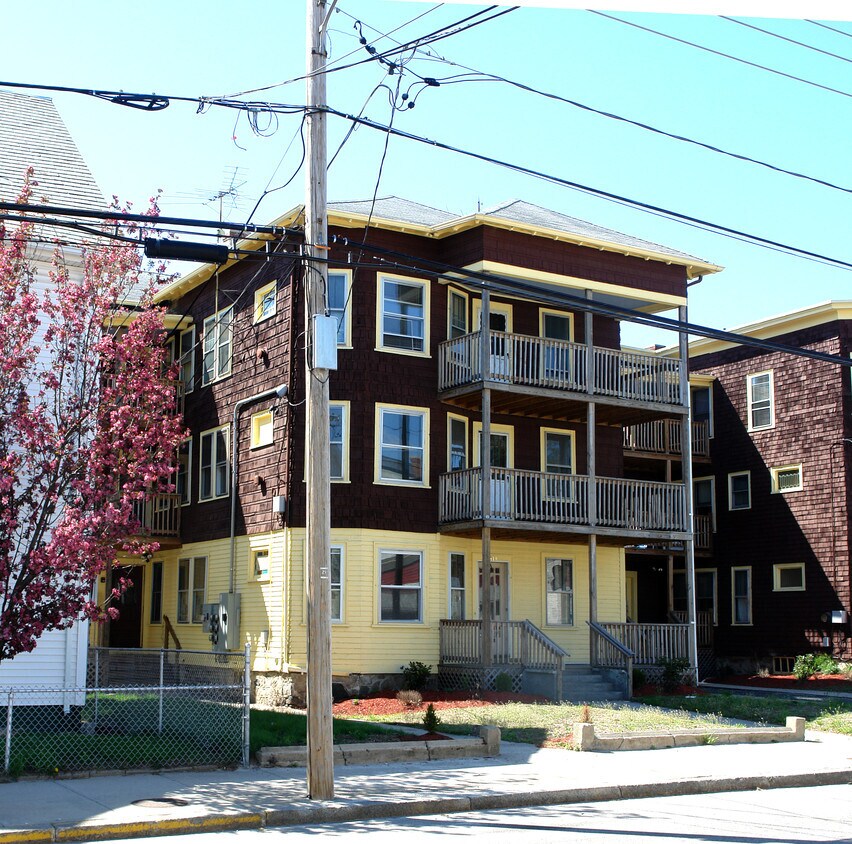 Foto del edificio - 414 Rathbun St