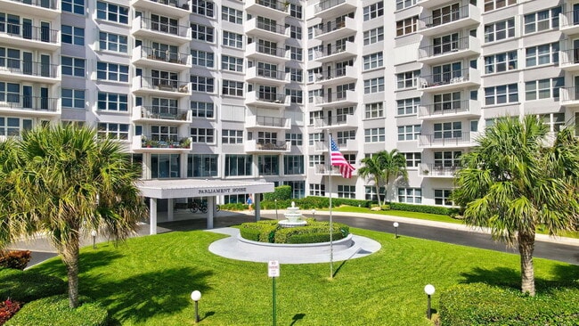 Building Photo - 405 N Ocean Blvd