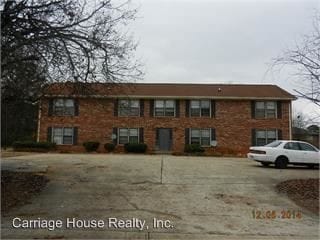 Primary Photo - 2 br, 2 bath Apartment - 119 Barrington Pl