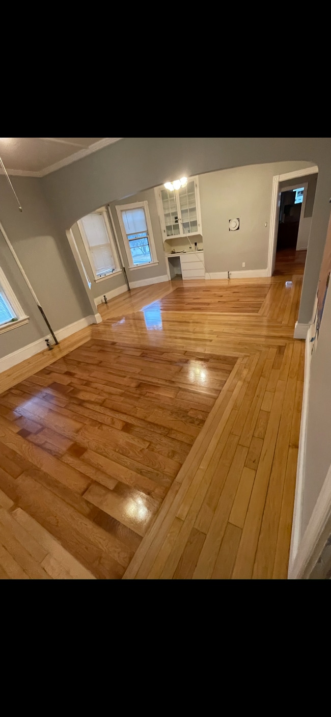 Building Photo - 18 Summer St