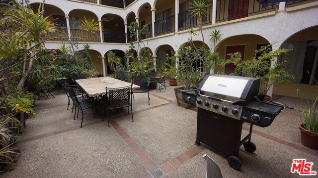 Foto del edificio - 1033 6th St