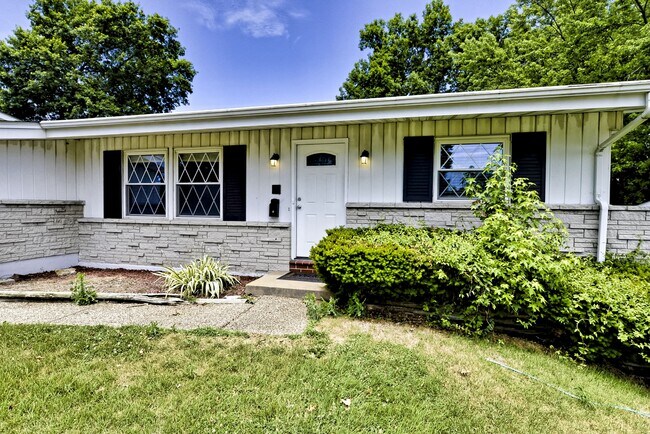 Foto del edificio - 2635 Netherton Dr