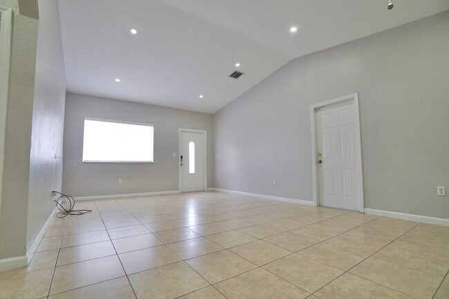 Foto del edificio - 13021 SW 286th St