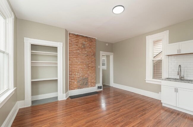 Building Photo - 511 Highland Pike