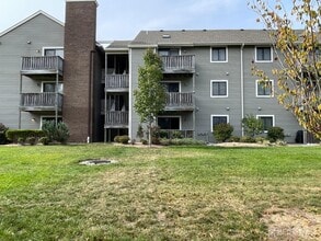 Building Photo - 1216 Ravens Crest Dr