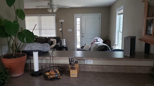 Foto del edificio - 2716 E Bressingham Way