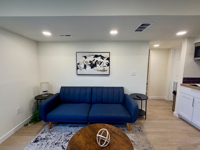 Building Photo - 6431 Binder Dr