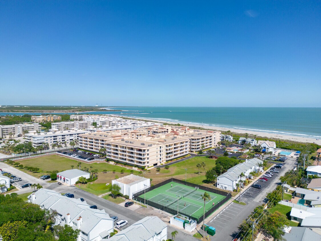 612 Beach Park Ln, Cape Canaveral, FL 32920 - Condo for Rent in Cape  Canaveral, FL | Apartments.com, image size:1125x844