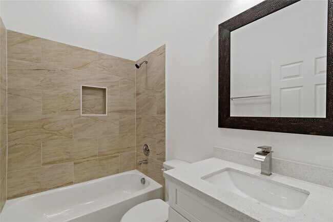 Foto del edificio - 4619 Stassen St