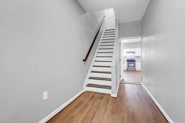 Foto del edificio - 2103 Chelsea Terrace