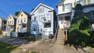 Building Photo - 495 East St