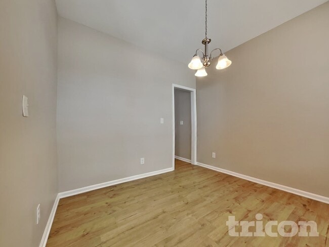 Building Photo - 110 Shore