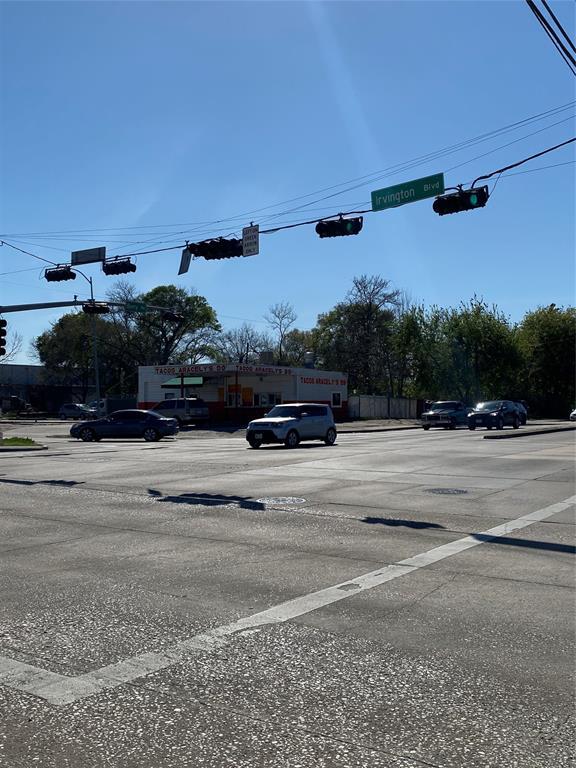 Building Photo - 1101 Berry Rd